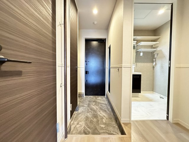 ベレオニシムラの玄関