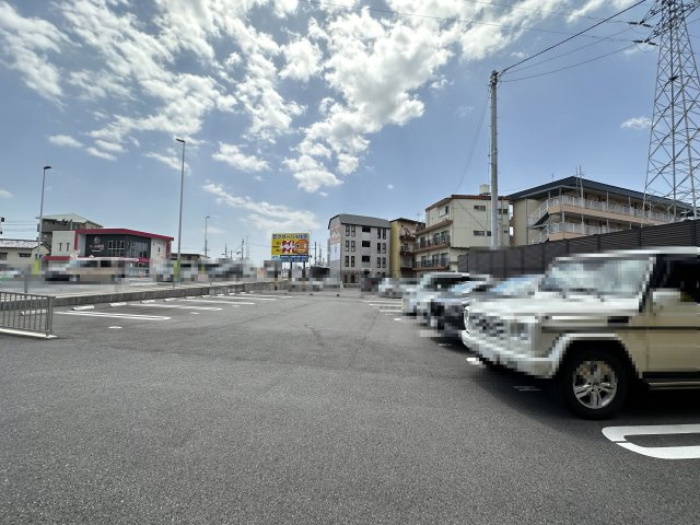 ベレオニシムラの駐車場