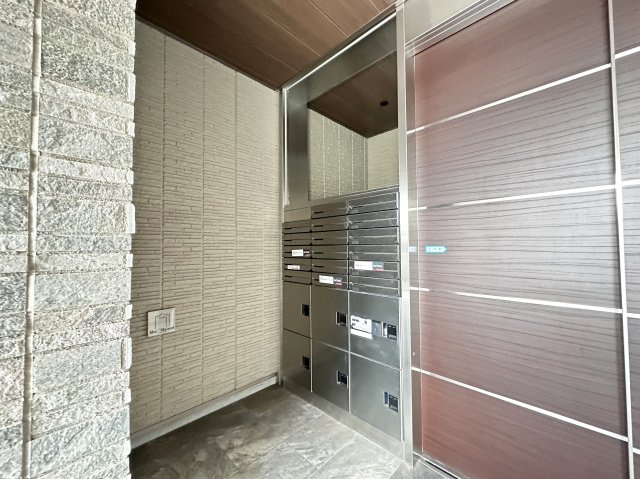 ベレオニシムラのエントランス