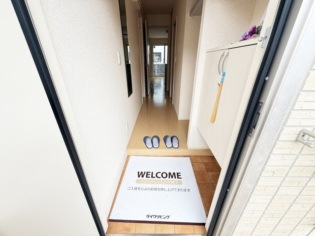 フラッツ福井東町の玄関