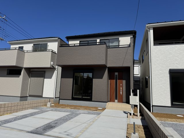 松戸市新松戸７丁目新築戸建【新松戸西小学校：6分】の外観|2号棟外観・完成済み内覧可能です