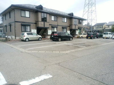 【駐車場】 | エルミタージュ