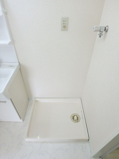 防水パン付の室内洗濯機置場