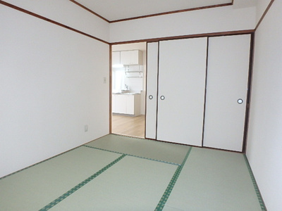 押入れ付の和室