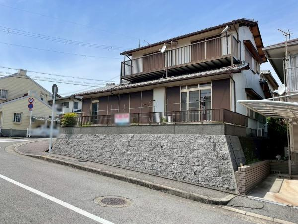 和歌山市大谷　中古戸建の前面道路含む現地写真