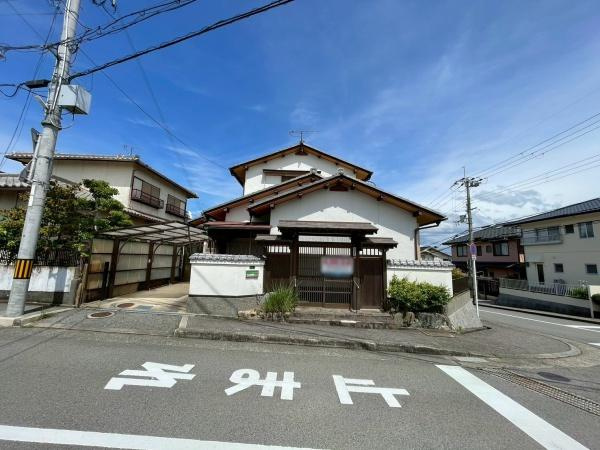 和歌山市大谷　中古戸建の前面道路含む現地写真