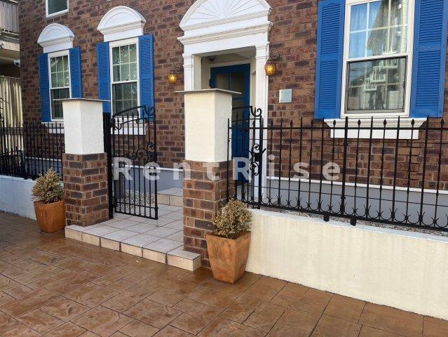 プリマG壱番館のエントランス