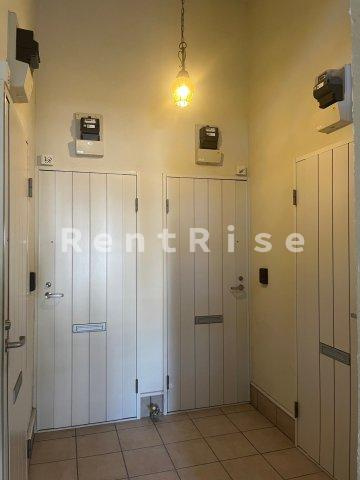 プリマG壱番館の居間・リビング