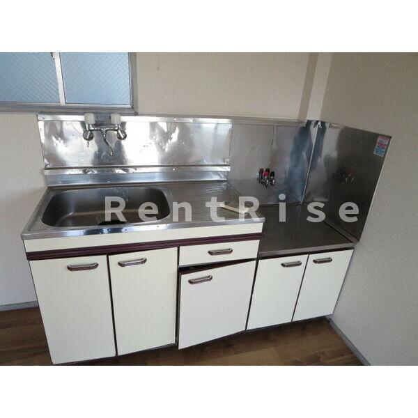 ハイツリトルパークのキッチン