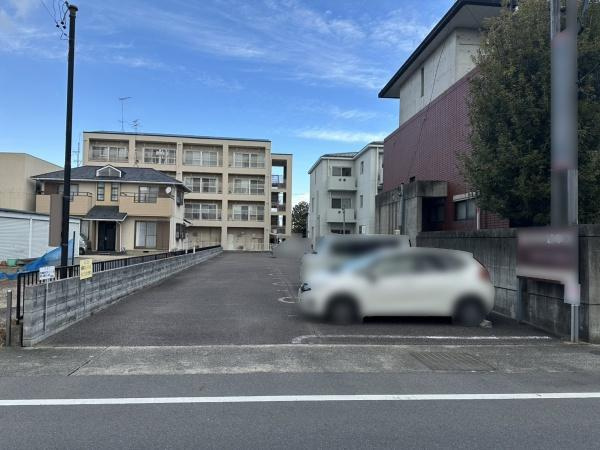 岐阜市柳森町2丁目の前面道路含む現地写真
