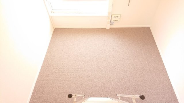 レオパレスコートヤードの居間・リビング|ゆったり過ごせるリビングです