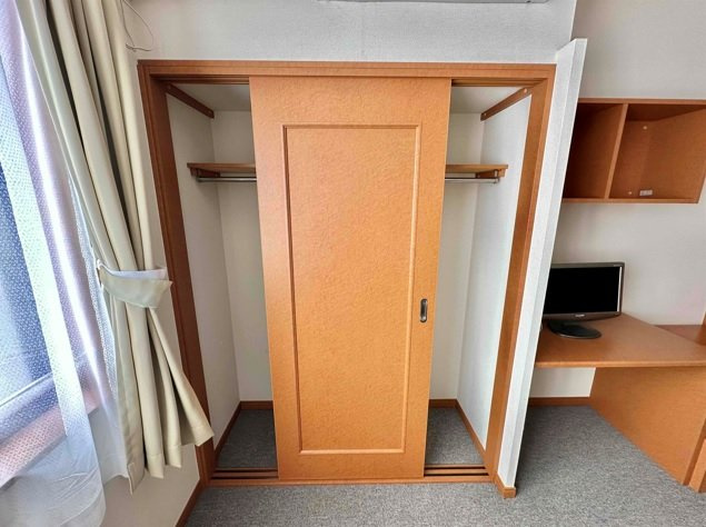 レオパレスバロンⅠの内装|明るい室内です