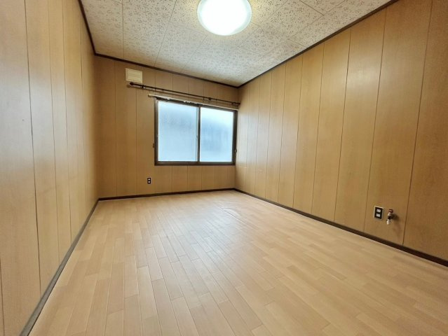 藤野3条8丁目の洋室|6.0帖の洋室！