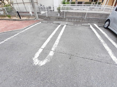 【駐車場】 | ヴェルサン・アベニュⅡ