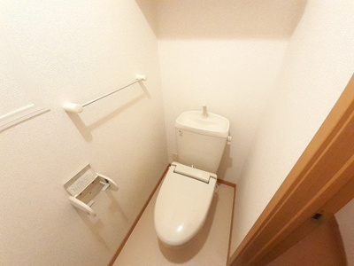 【トイレ】 | ヴェルサン・アベニュⅡ