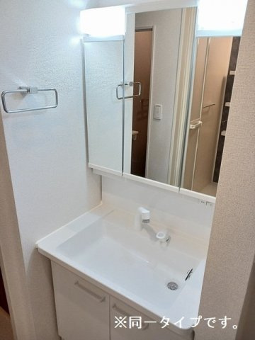 セレニテ　Ｒの洗面所