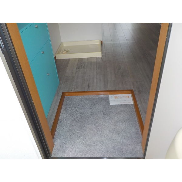 アールイーステージ刈谷の玄関