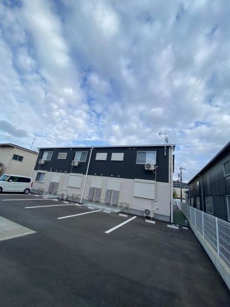 静岡県袋井市 ２棟一括 １棟アパートの外観