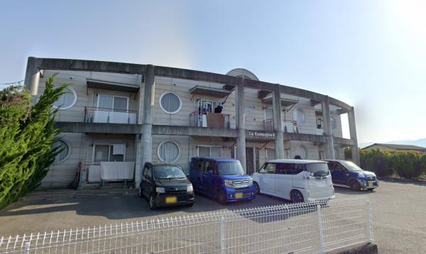 南アルプス市 一棟アパートの外観