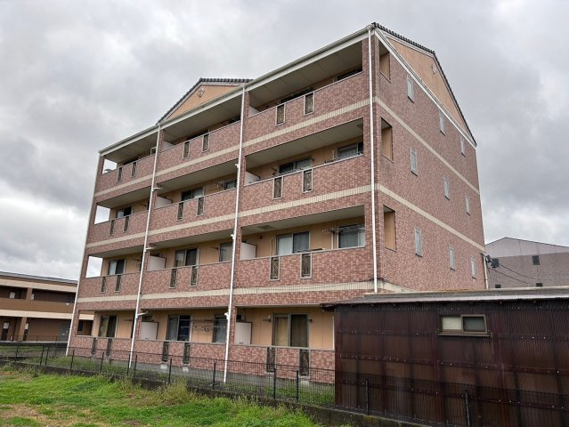 三重県名張市 ２棟一括マンションの外観