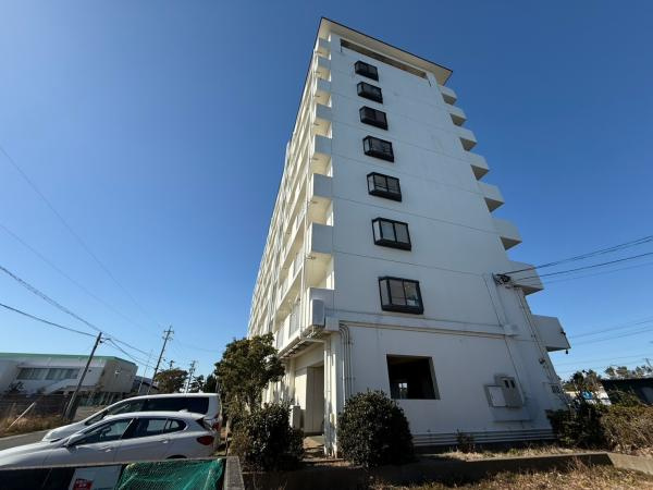 静岡県湖西市 一棟マンションの間取り