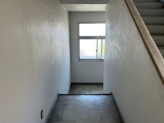 牧之原市店舗付き 屋上防水済の玄関