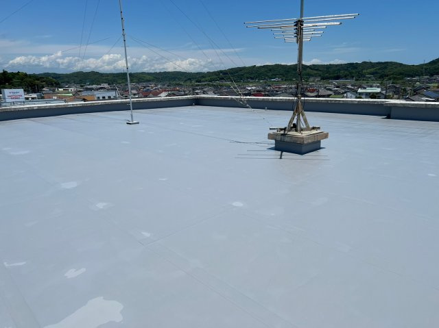 牧之原市店舗付き 屋上防水済の駐車場