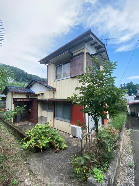 群馬県安中市　一棟戸建て　土地付きの外観
