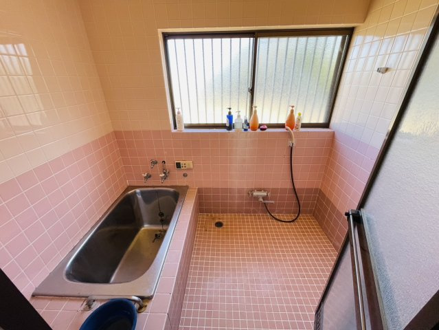 御前崎市佐倉平屋・店舗の浴室