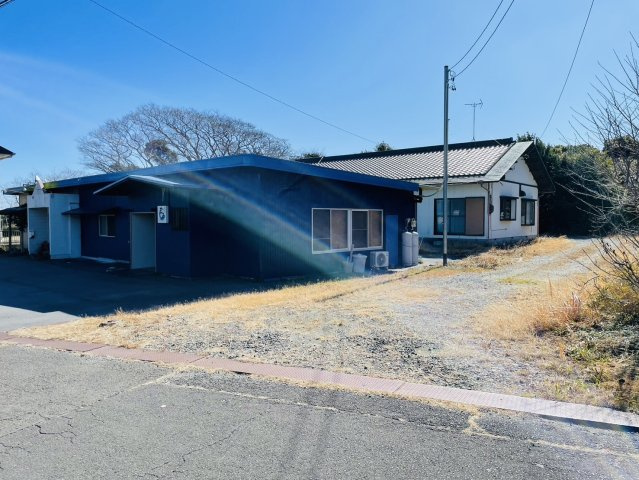 御前崎市佐倉平屋・店舗の前面道路含む現地写真