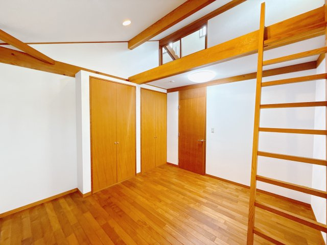 【中古戸建】前橋市天川大島町の洋室|■2階洋室