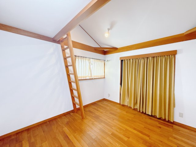 【中古戸建】前橋市天川大島町の洋室|■2階洋室