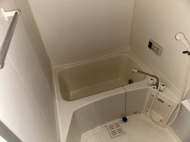 ラーゴの浴室