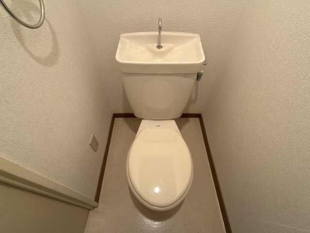 サンライズ青山のトイレ