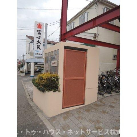 CUBIC Square の設備