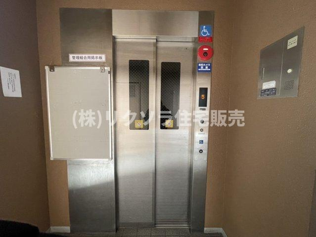 サンメゾン寝屋川のその他共用部分|エレベーター　キータッチ
■物件内覧・資金計画相談・住宅ローン相談、リフォーム相談、お問合せ受付中■
※当日・翌日のご内覧、ご相談はお電話でのお問合せがスムーズです！