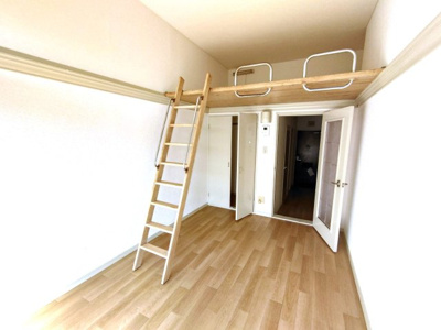 【寝室】 | クレシェンド緑ヶ丘 | 洋室6帖