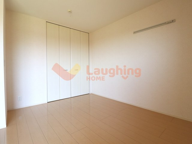 エマーブルⅢ B棟の寝室|落ち着いて過ごせるお部屋なので、寝室にいかがでしょうか
