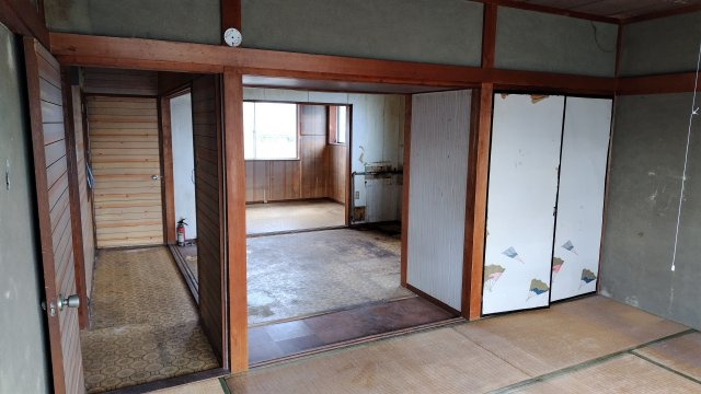 ６３２８４　岐阜市本荘西３丁目事業用の和室