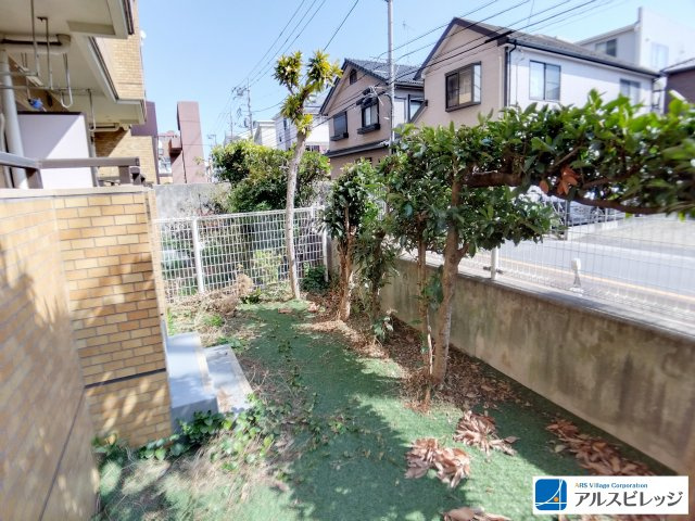 ライオンズマンション上福岡第3の庭