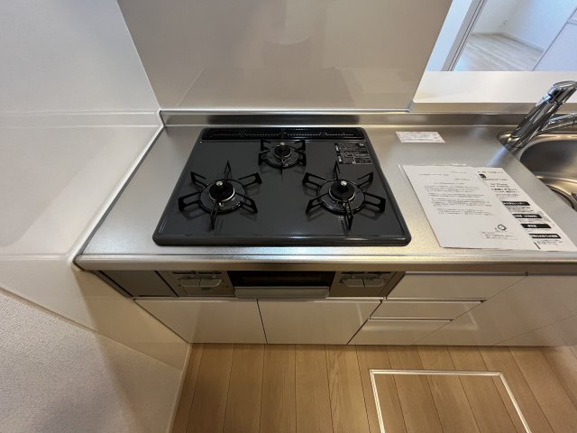 ヒカルサ境港渡町イーストのキッチン