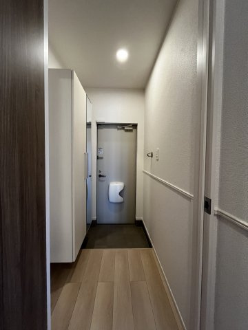 ヒカルサ境港渡町イーストの玄関