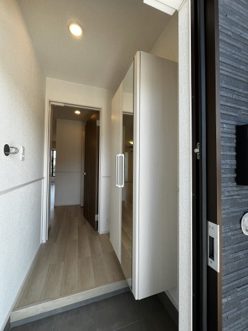 ヒカルサ境港渡町イーストの内装