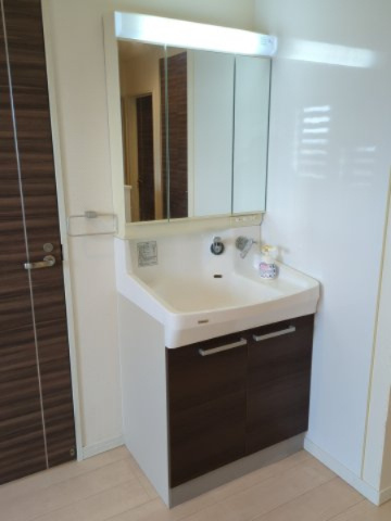 【独立洗面台】 | 東金市菱沼　中古戸建 | 2階独立洗面台