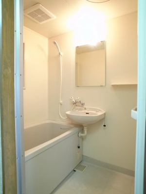 【洗面所】 | アーバネックスＴＭ | 洗面台はお風呂と一緒。