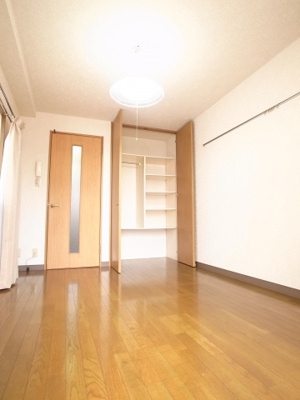 【居間・リビング】 | アーバネックスＴＭ | ちょっと広めのお部屋がポイントなんです！