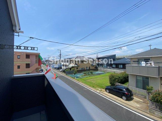 【展望】 | バルコニーからは穏やかな景観が広がり、景観にも開放感がありますね♪