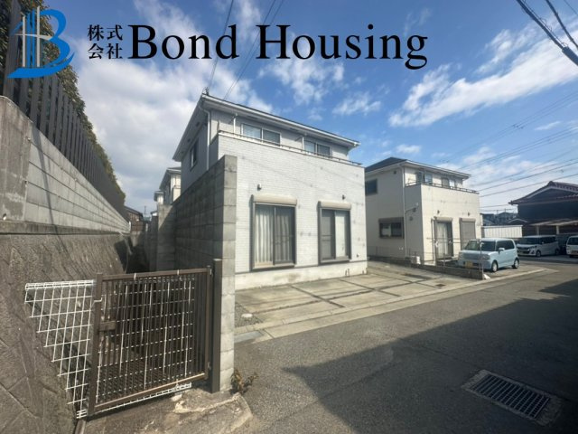 駐車スペース2台可・全室6帖以上　大久保町西島　築16年のその他