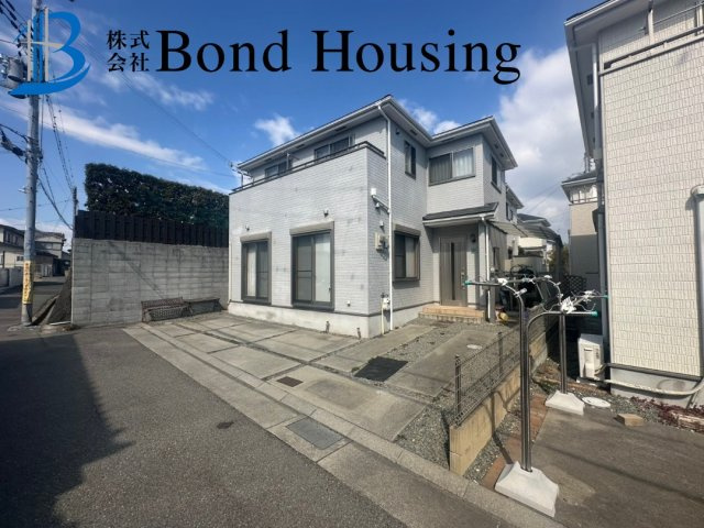 駐車スペース2台可・全室6帖以上　大久保町西島　築16年