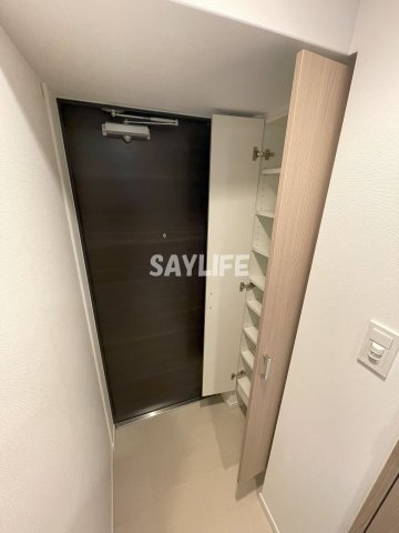 S-RESIDENCE高井田beletaの玄関